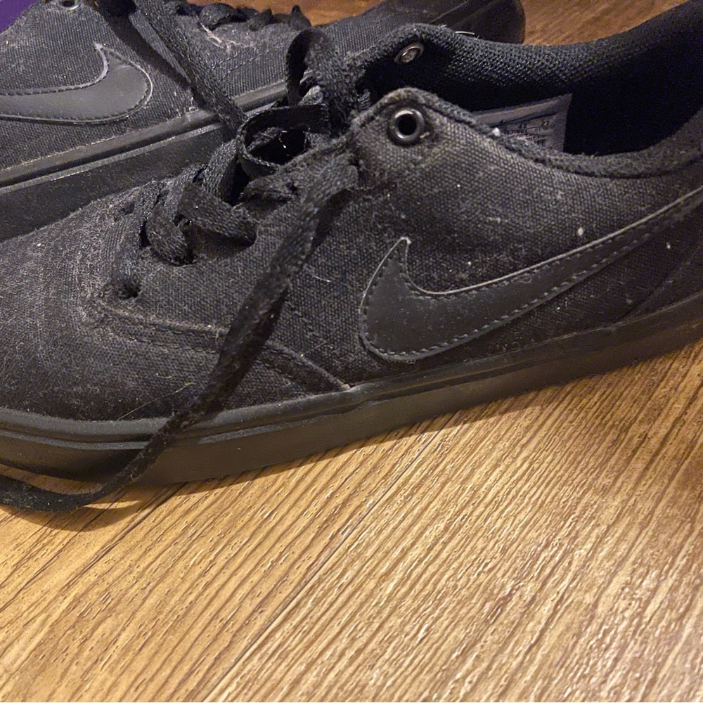 Nike shoes